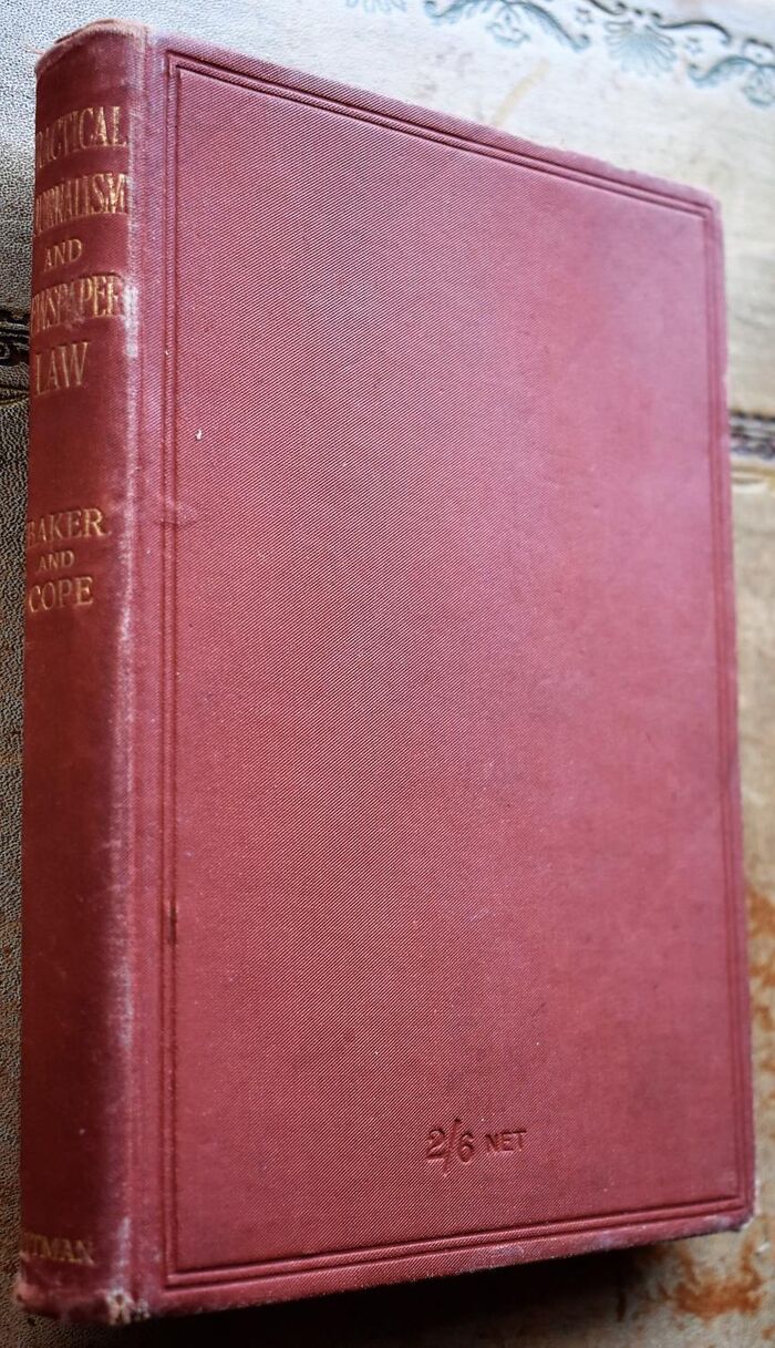 Pitman's Practical Journalism - an introduction to every description of literary effort in association with newspaper production Image