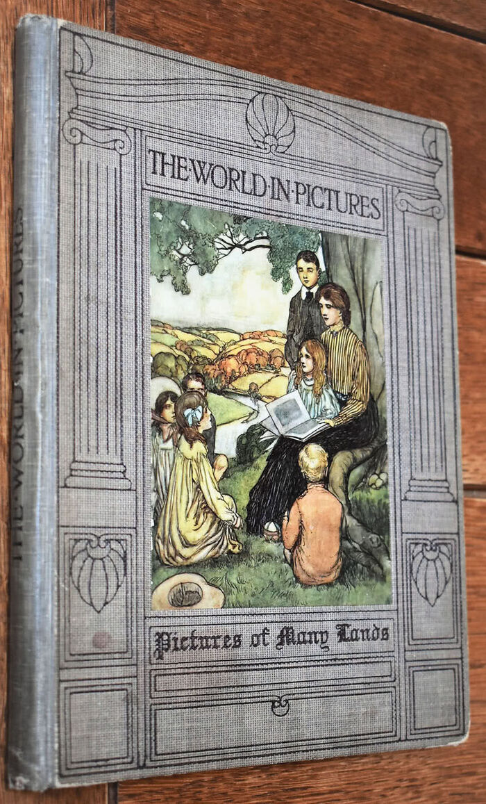 The World In Pictures Image