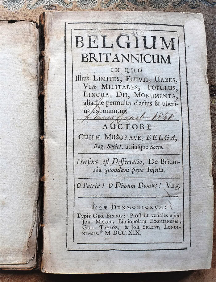 BELGIUM BRITANNICUM In Quo Illius Limites, Fluvii, Urbes, Viae Militares, Populus, Lingua, Dii, Monumenta, aliaque permulta clarius & uberius exponuntur. Praefixa est Dissertatio, De Britannia quondam pene Insula. Image
