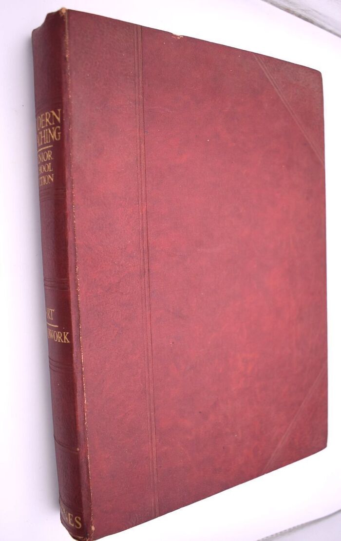 ART HANDWORK Modern Teachng In The Junior School Image